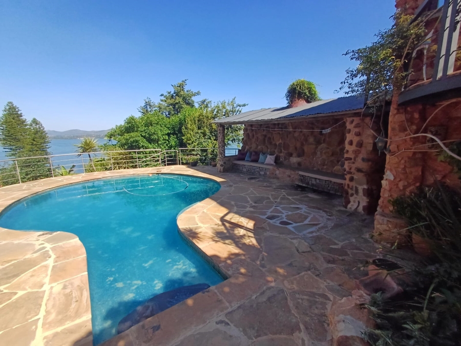 2 Bedroom Property for Sale in Kosmos North West